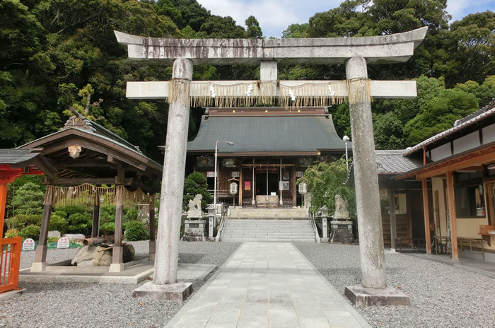 志太平野最古の社・飽波神社